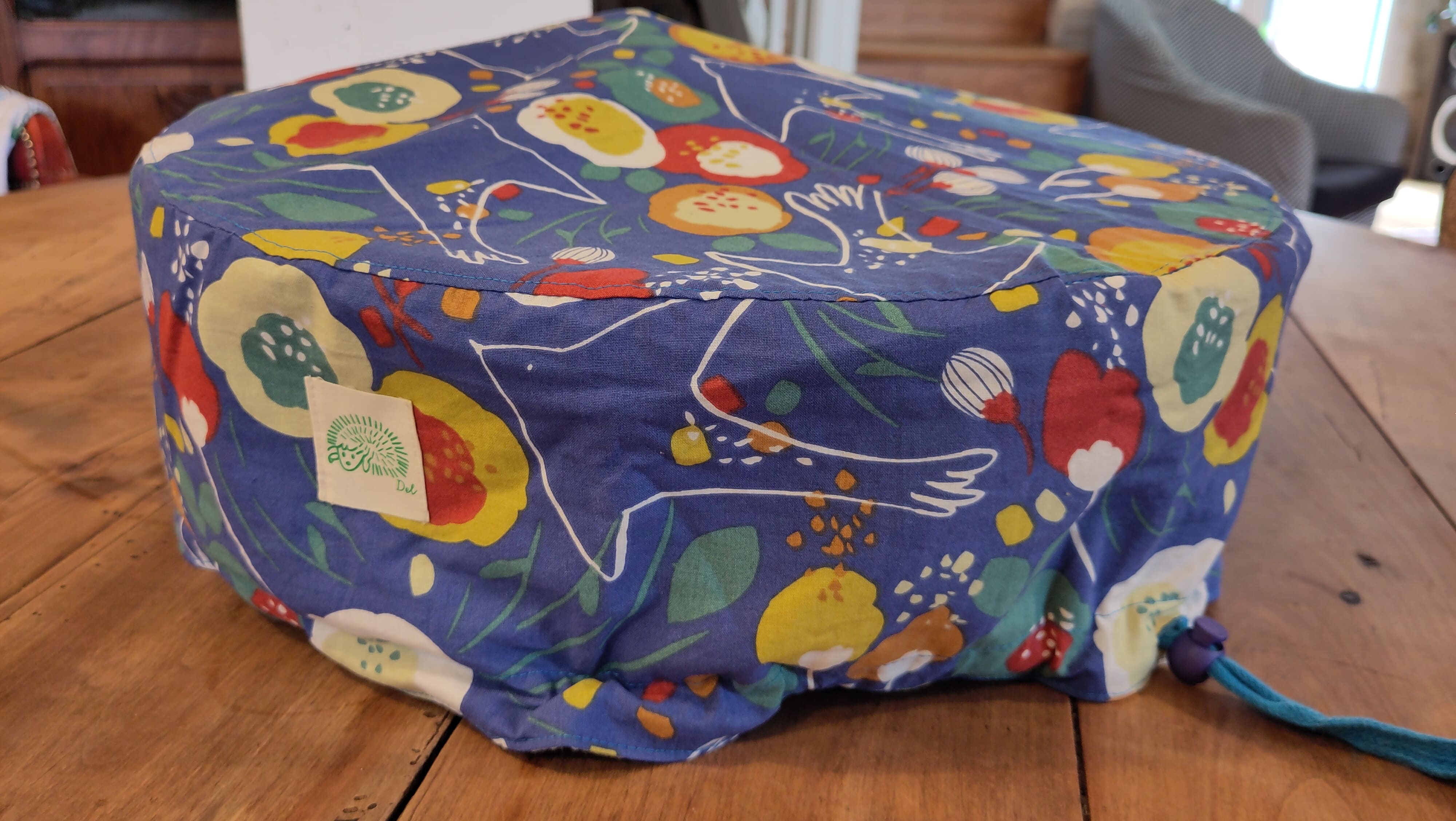 Gulia Housse de billig avec un motif de grosse fleur et oiseau sur un fond bleu