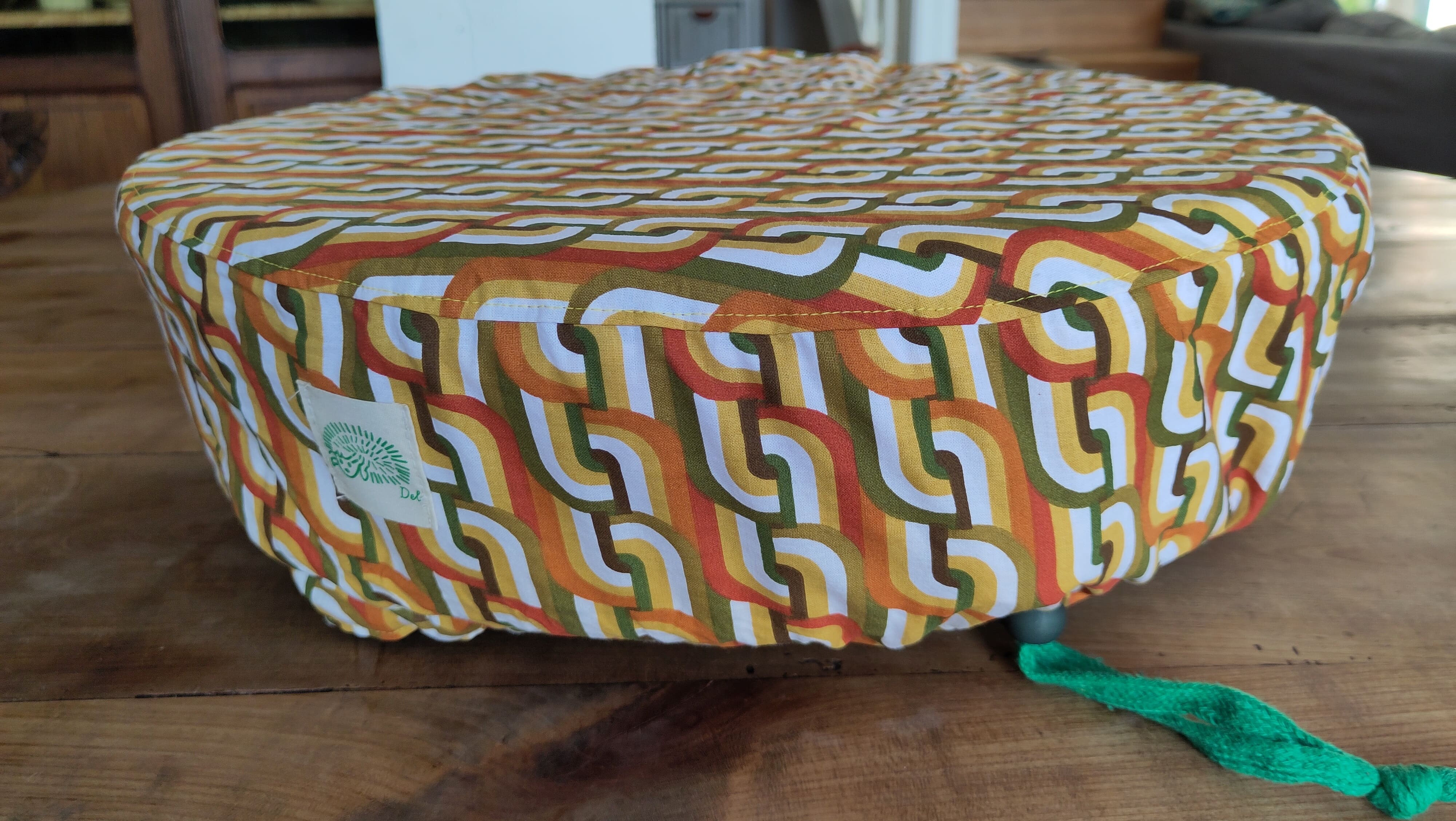 Yelo Housse de billlig avec un motif torsadé aux couleurs vintage